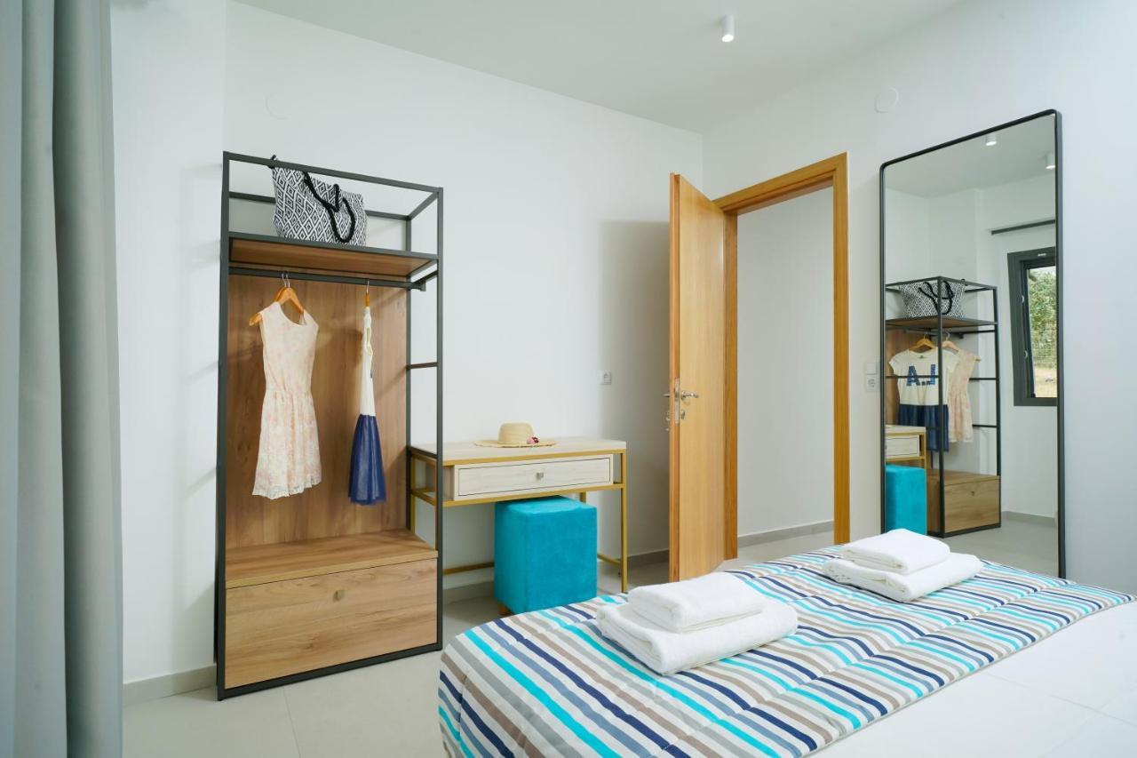 Miracle Suites By Klisma Beach Skala Kallirachis Exterior photo