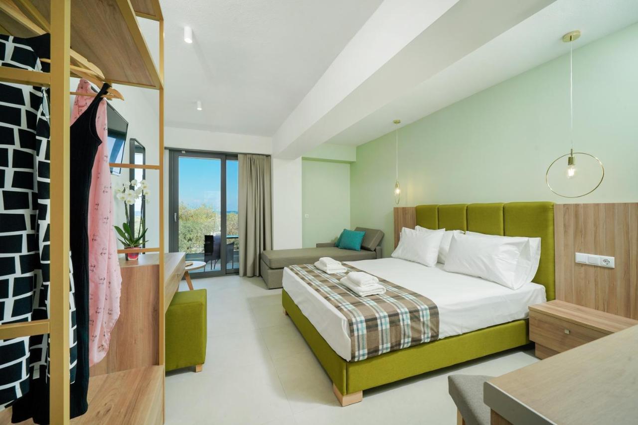 Miracle Suites By Klisma Beach Skala Kallirachis Exterior photo